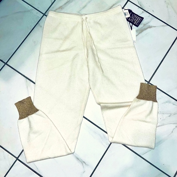 BNWT!! Madeleine Thompson Women's Ariuno Pants - Cream/Gold - Picture 6 of 6
